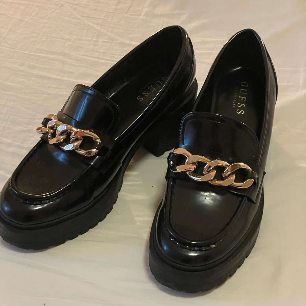 Guess Shiny Black Loafers with Bold Gold Chain